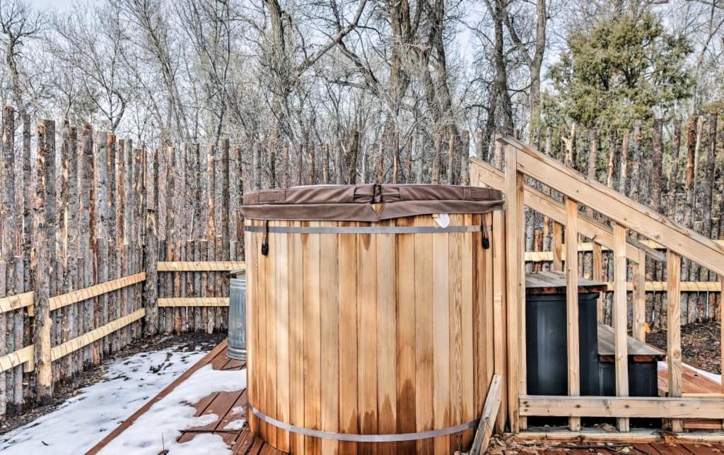 Taos Goji Farm & Eco-Lodge Retreat Arroyo Seco ภายนอก รูปภาพ