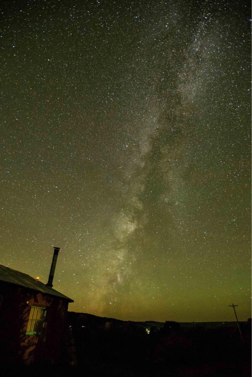 Taos Goji Farm & Eco-Lodge Retreat Arroyo Seco ภายนอก รูปภาพ